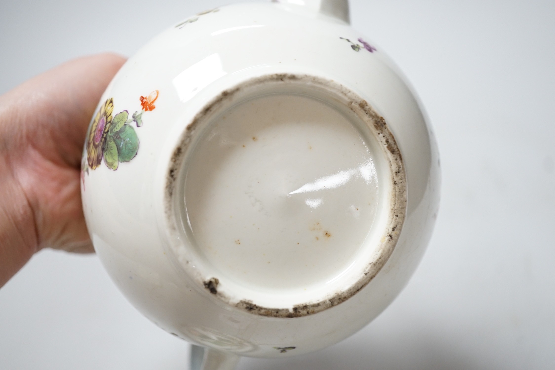 A Worcester teapot and cover, c.1780, 15cms high